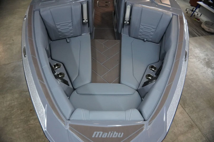 2026-malibu-wakesetter-26-lsv-140112-image27