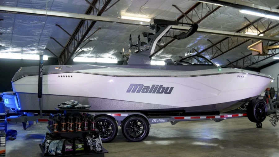 2026-malibu-wakesetter-26-lsv-140112-image28