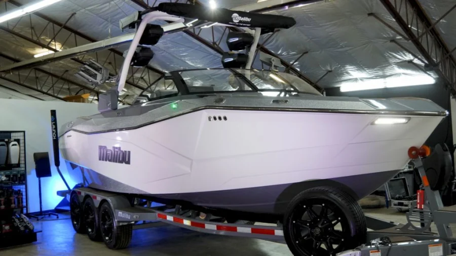2026-malibu-wakesetter-26-lsv-140112-image29
