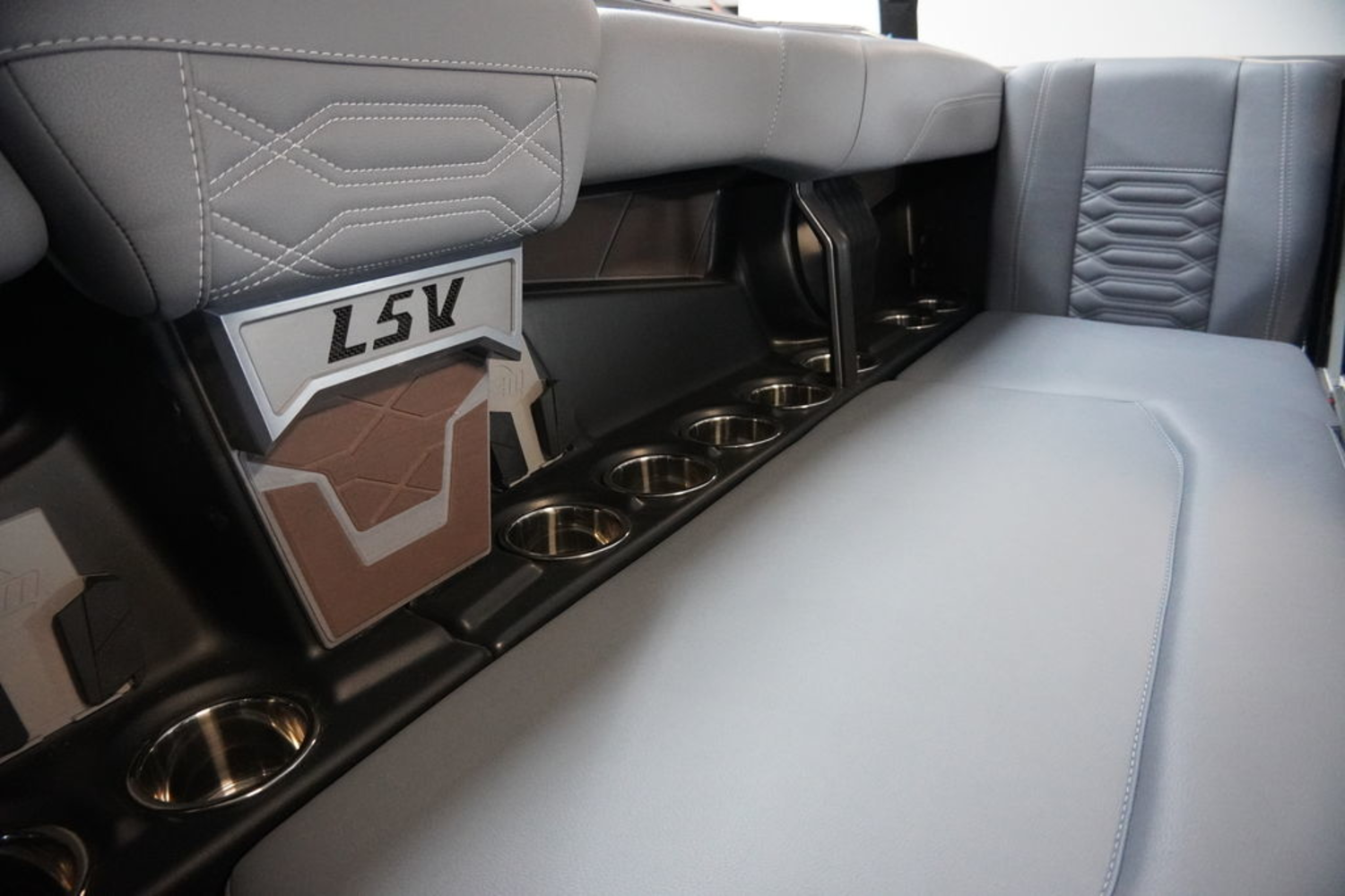 2026 Malibu Boats 26 LSV