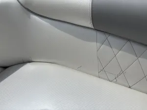 2011-mastercraft-x2-140126-image21