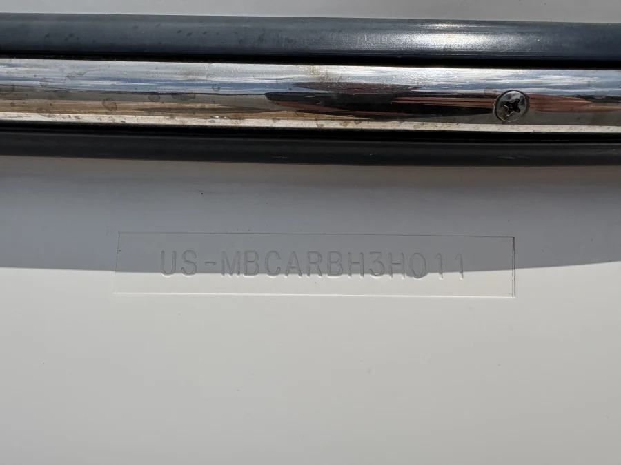 2011-mastercraft-x2-140126-image26