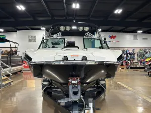2017-mastercraft-x46-140129-image3