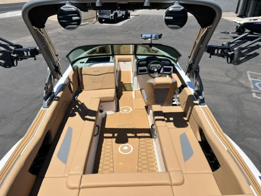 2026-mastercraft-nxt24-140130-image11