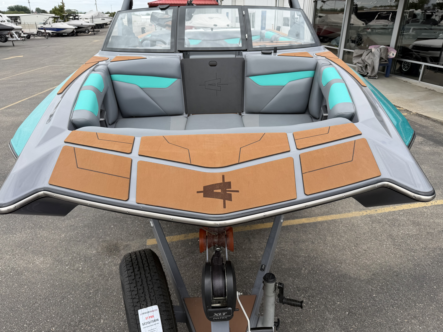 2022 Axis A24