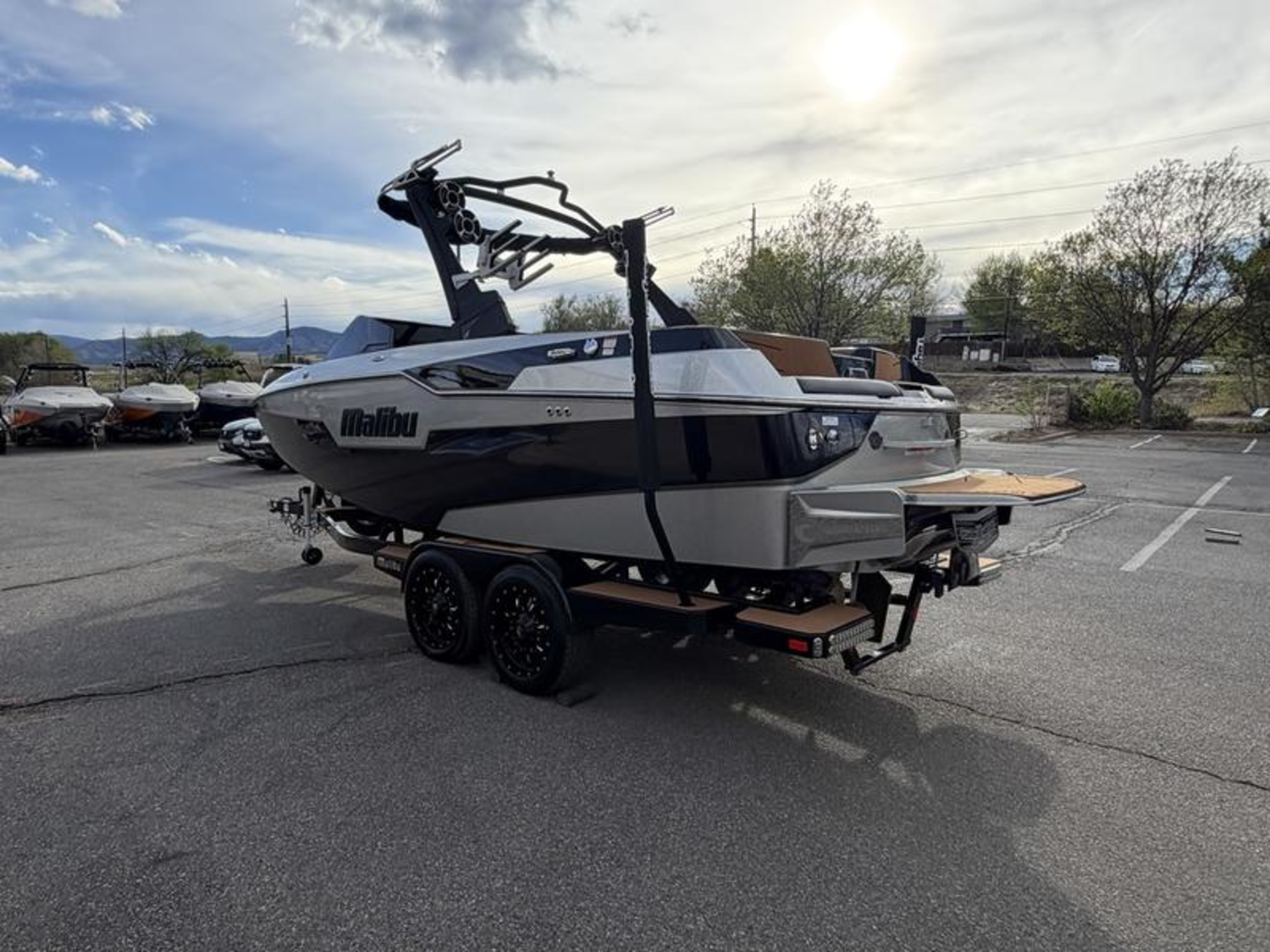 2021 Malibu Boats M220