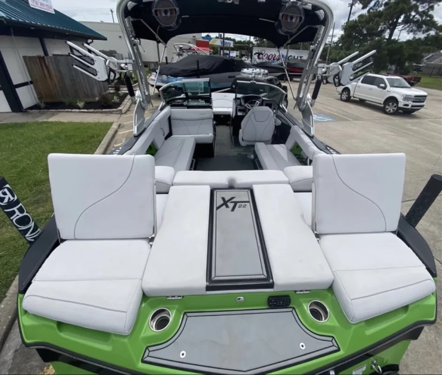 2018-mastercraft-xt22-138091-image6.webp