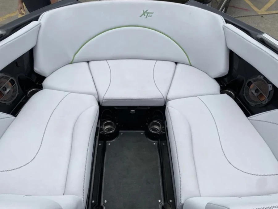 2018-mastercraft-xt22-138091-image9.webp