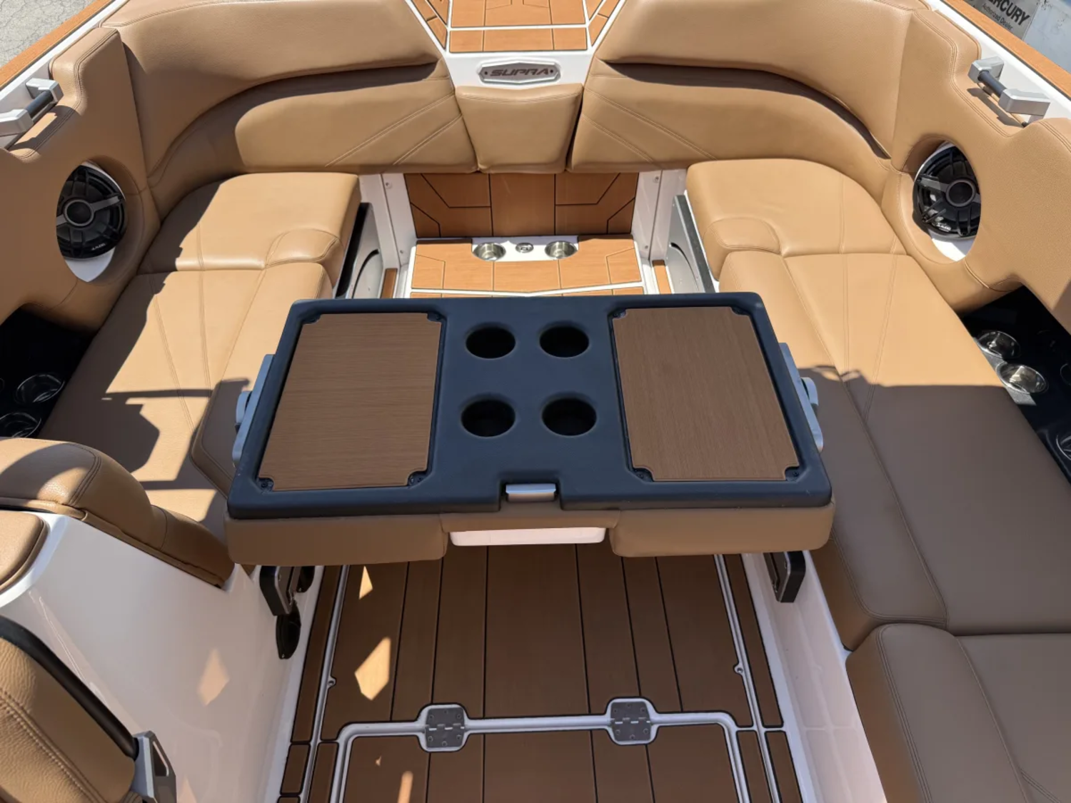 2022 24' Supra SL550 Bowrider