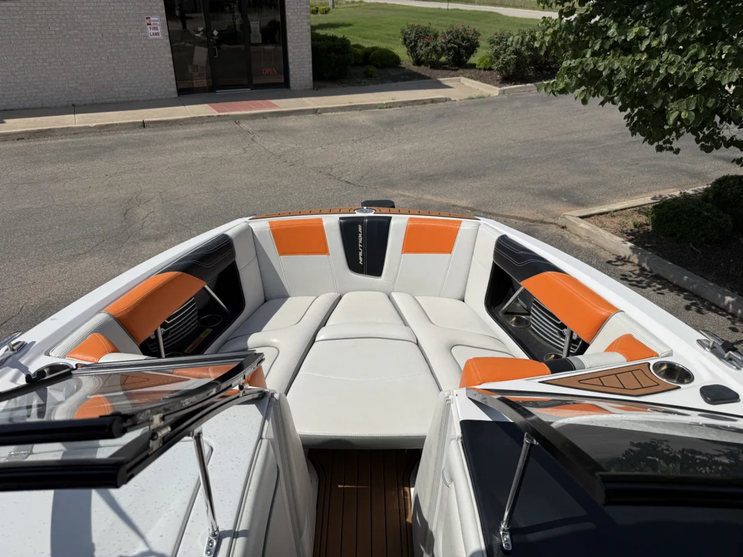 2014 Nautique G21