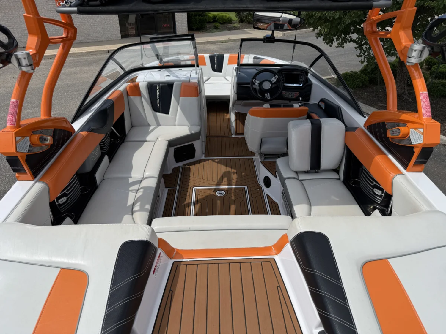2014 Nautique G21