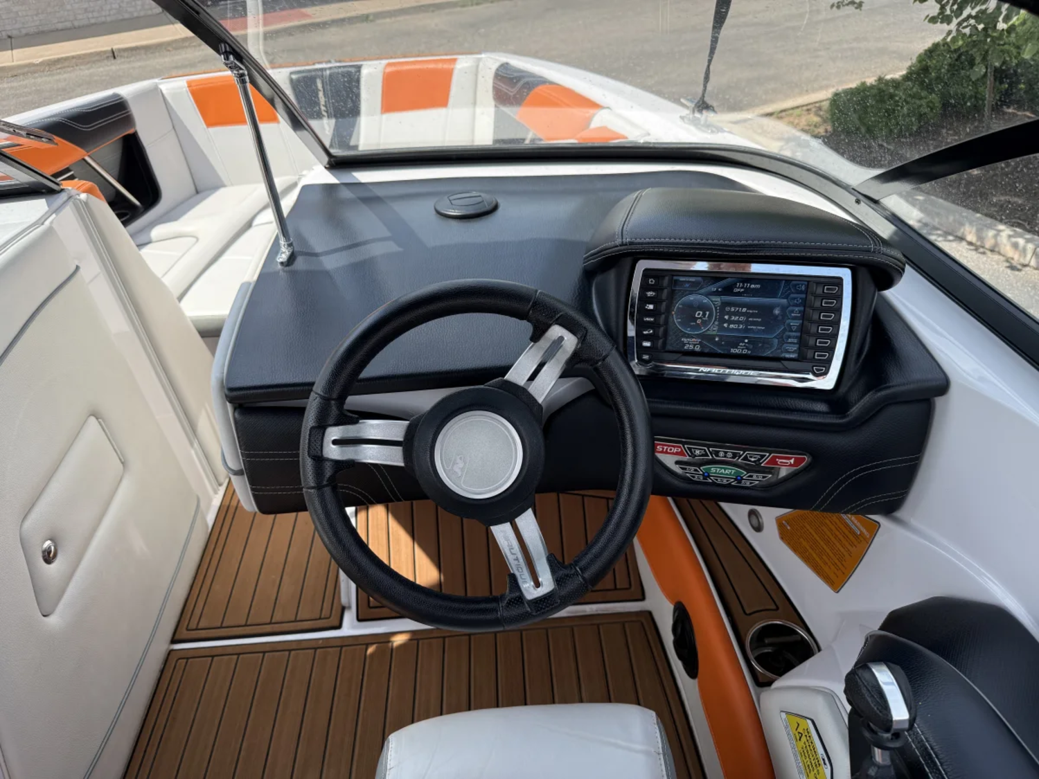 2014 Nautique G21