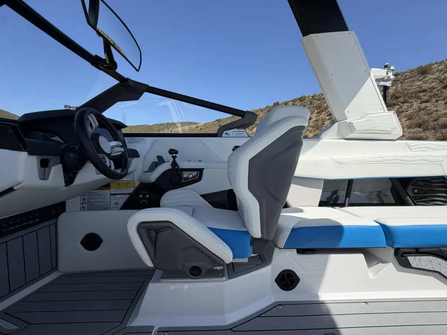 2025-nautique-g23-138122-image9.webp