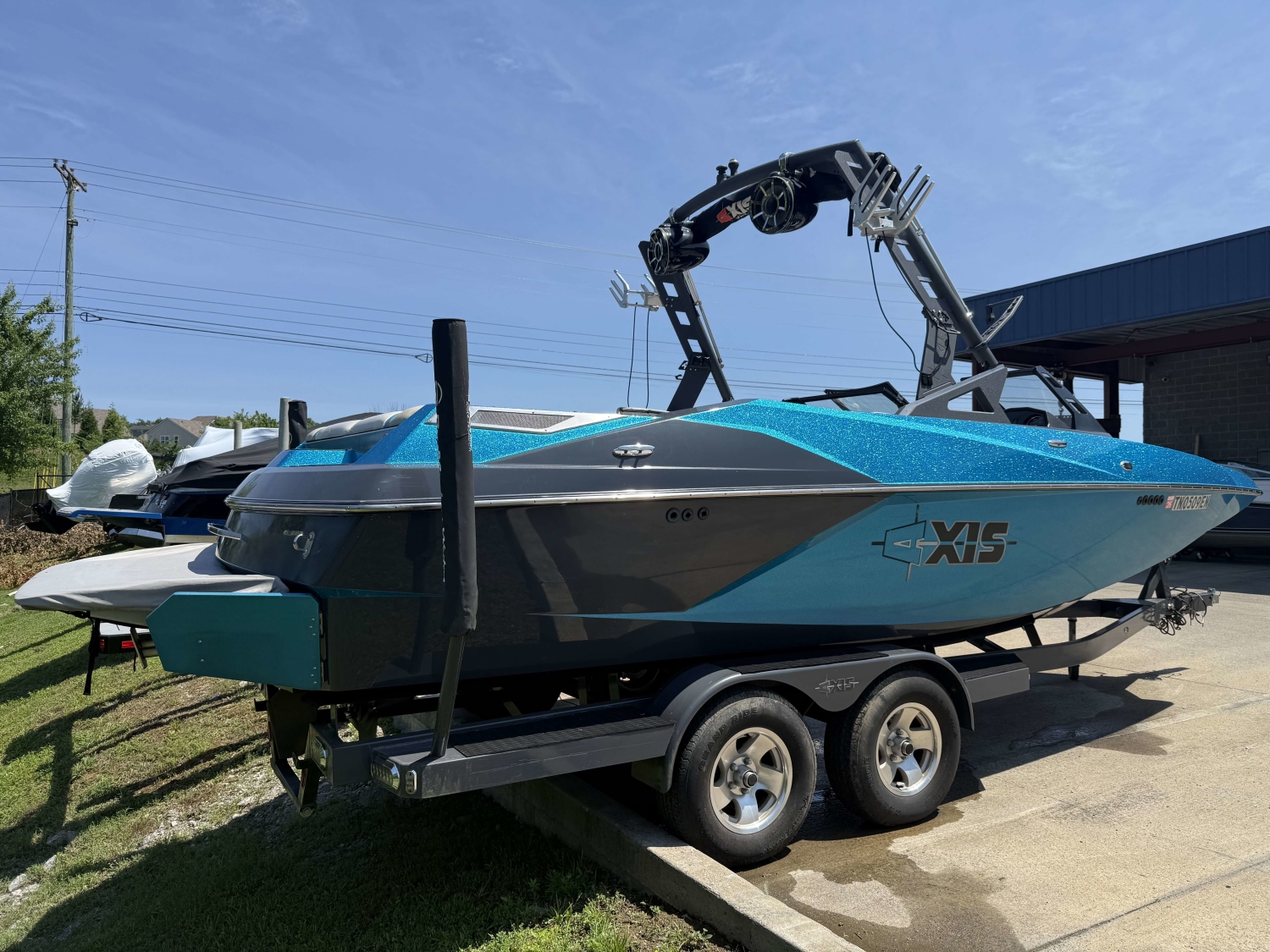 2016 Axis A22