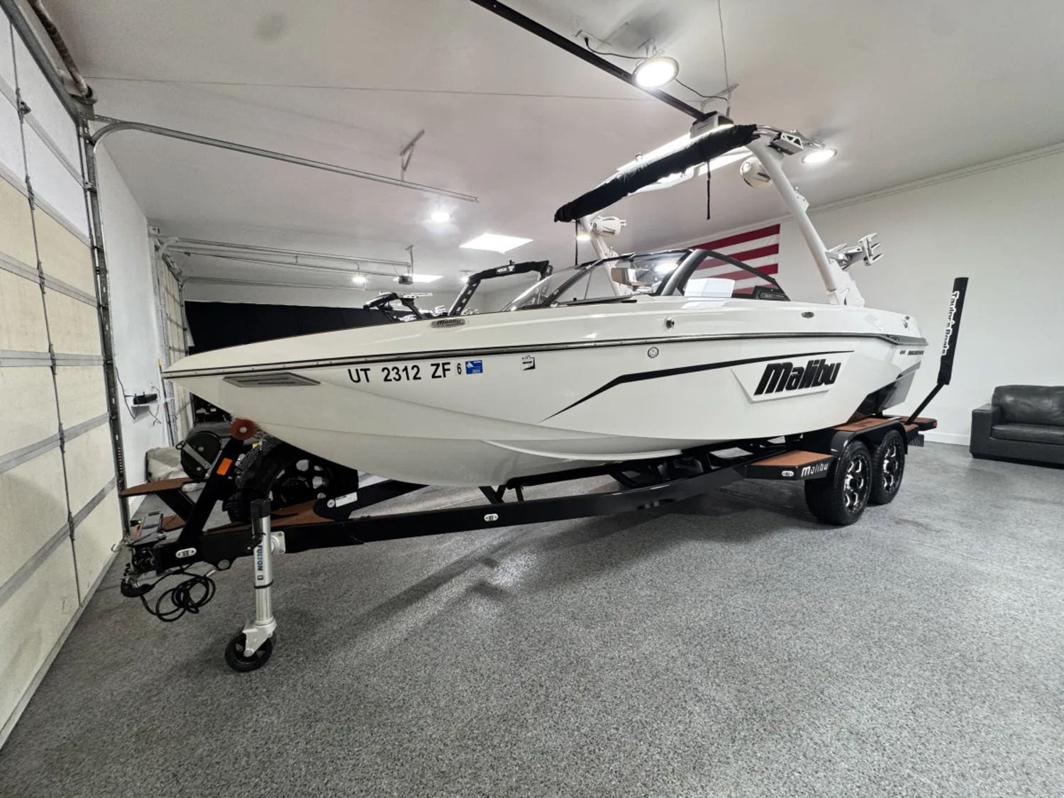 2023 Malibu 23 LSV LT4 Supercharged One Owner 31 Hours