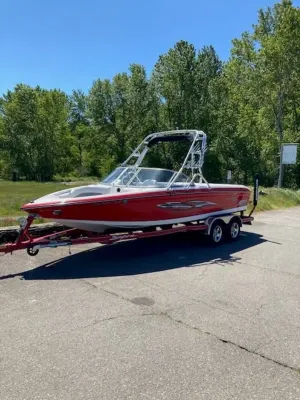 2004 Supra Boats Launch 22SSV Icon