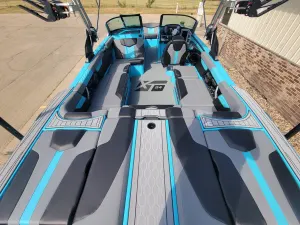2023 Mastercraft XT24 Icon
