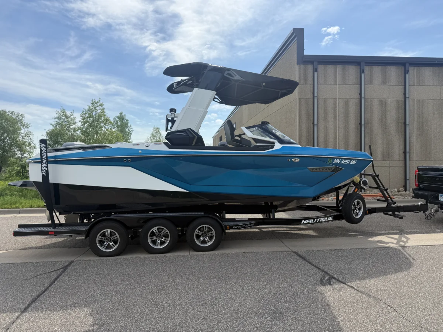 2022 Nautique G23 Paragon with trailer