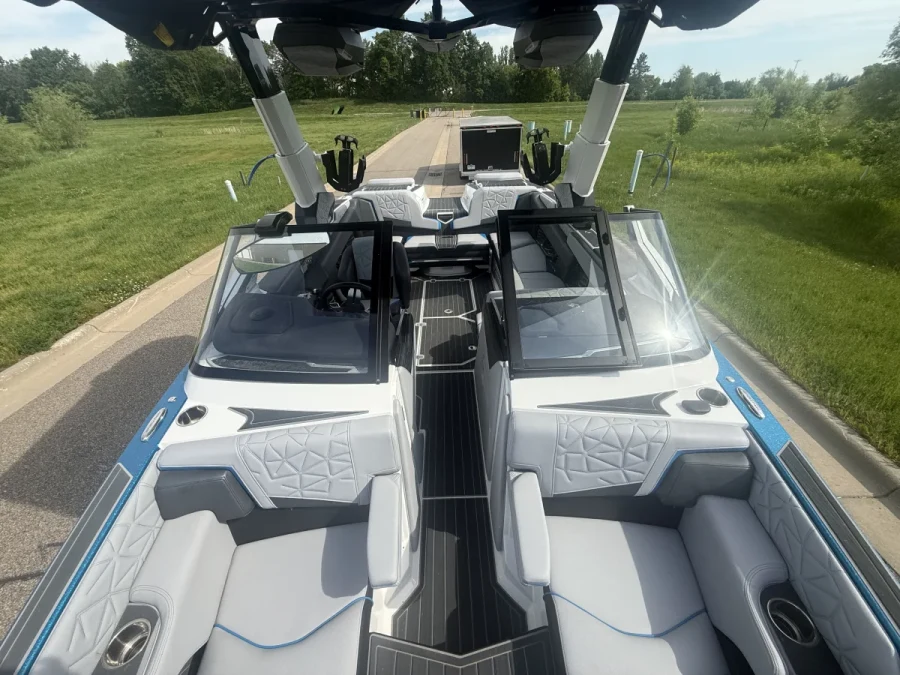 2022-nautique-g23-paragon-138173-image8.webp