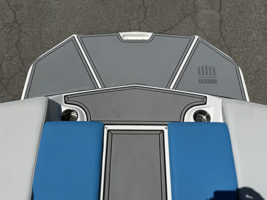 2021-mastercraft-xt22-138179-image10.webp
