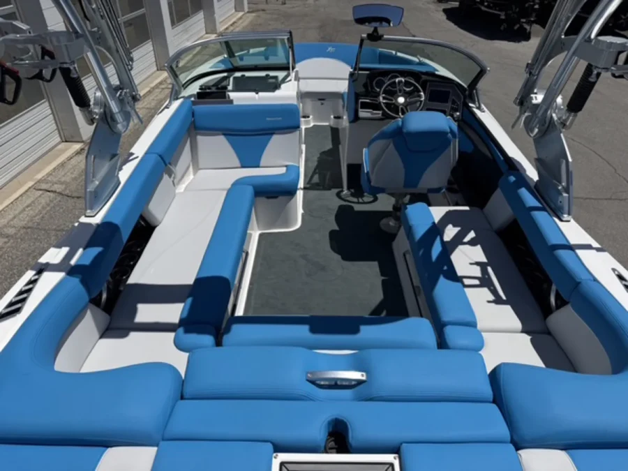 2021-mastercraft-xt22-138179-image15.webp