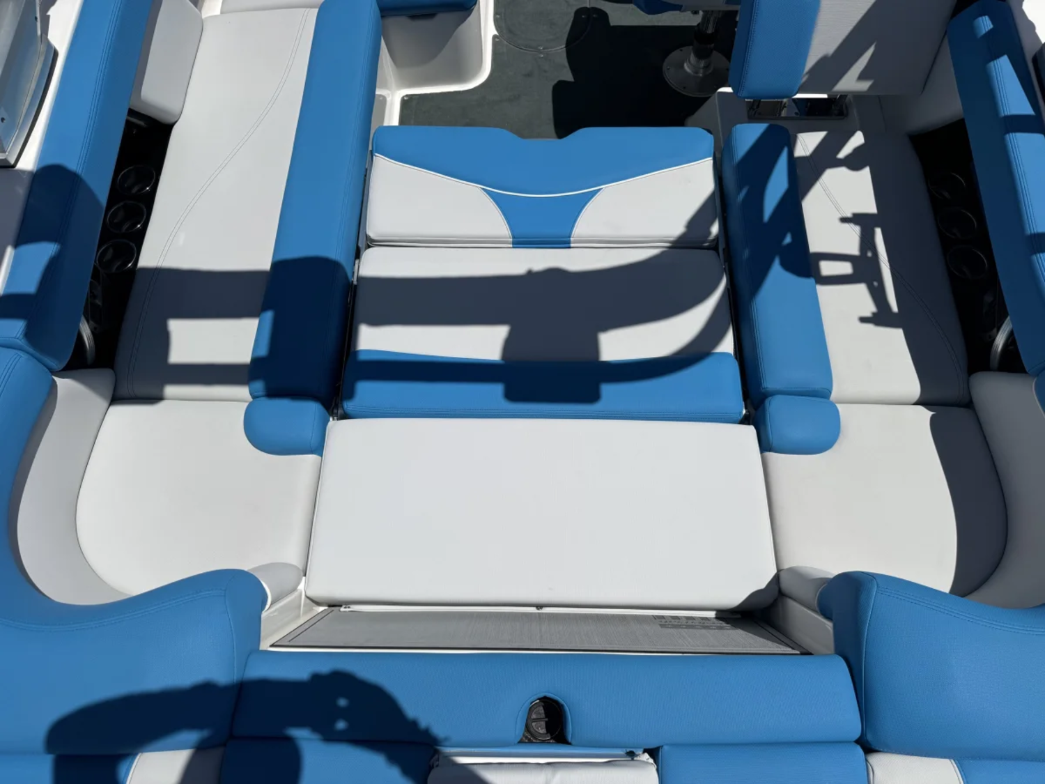 2021 22' MastrCraft XT22 Bowrider