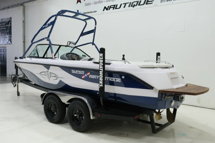 2001-nautique-super-air-nautique-210-138180-image13.webp