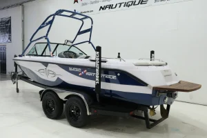 2001-nautique-super-air-nautique-210-138180-image17.webp