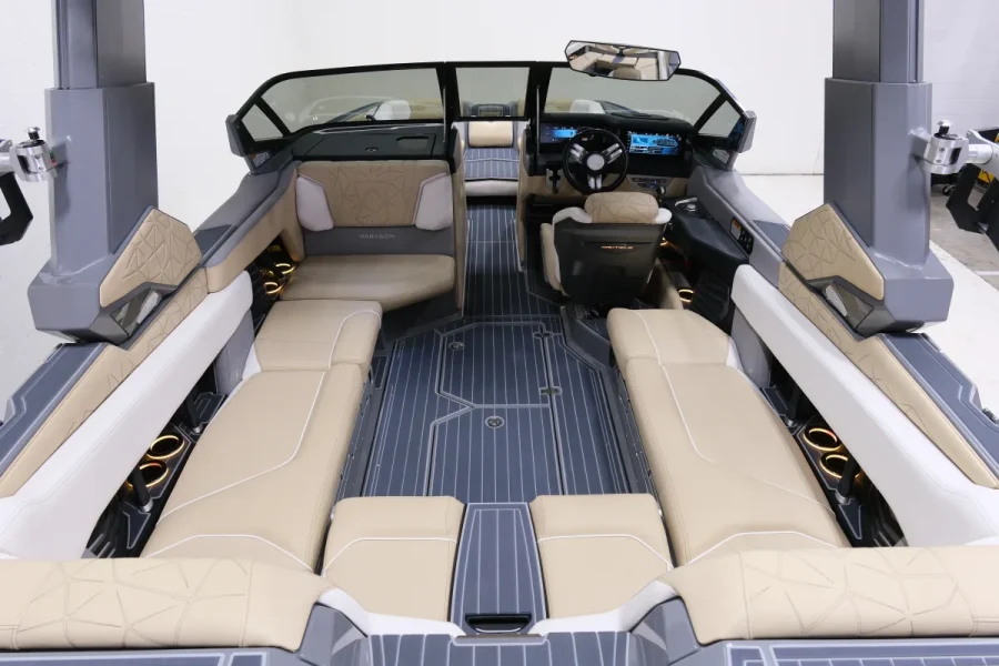 2021-nautique-g23-paragon-138184-image8.webp