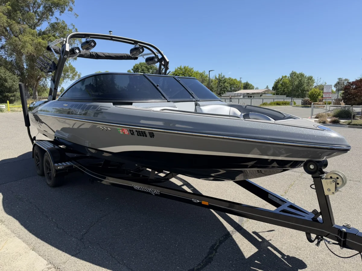 2020 Sanger Boats V237