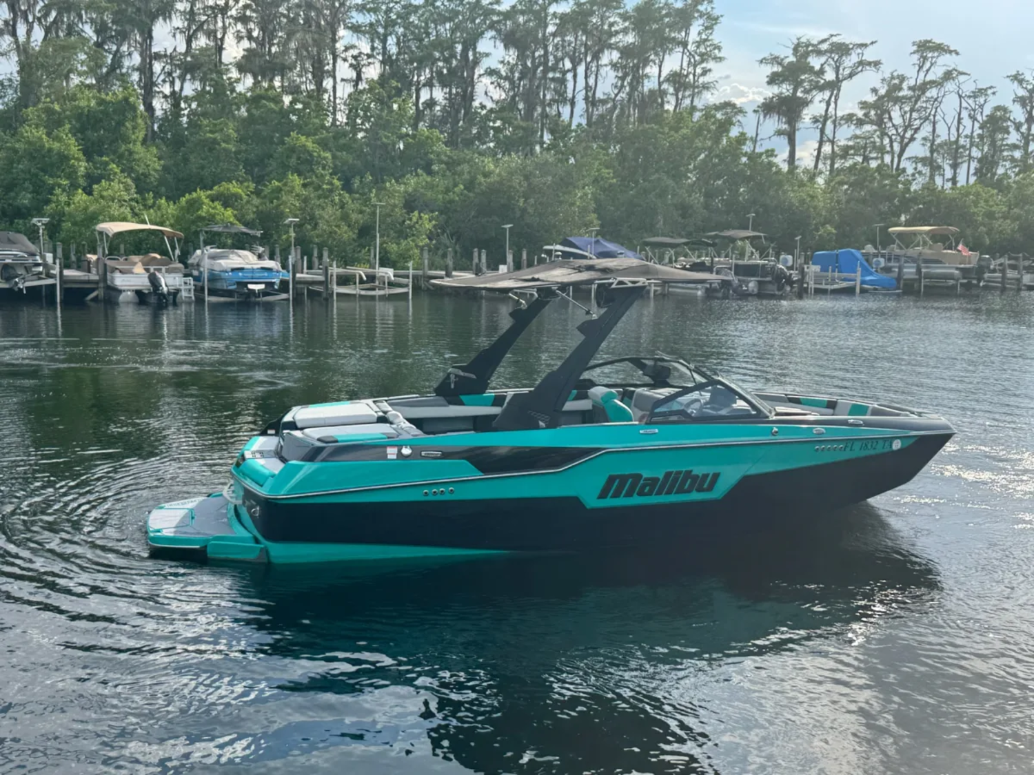 2021 Malibu Boats M220