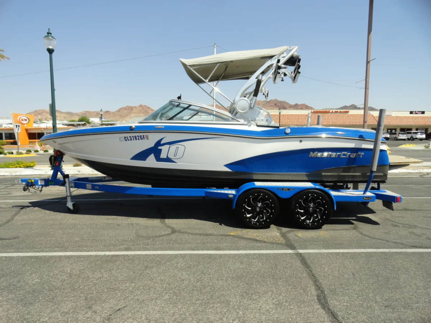 2013 MasterCraft X10