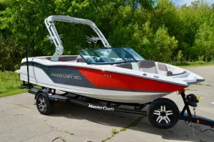 2018-mastercraft-nxt20-138221-image0.webp