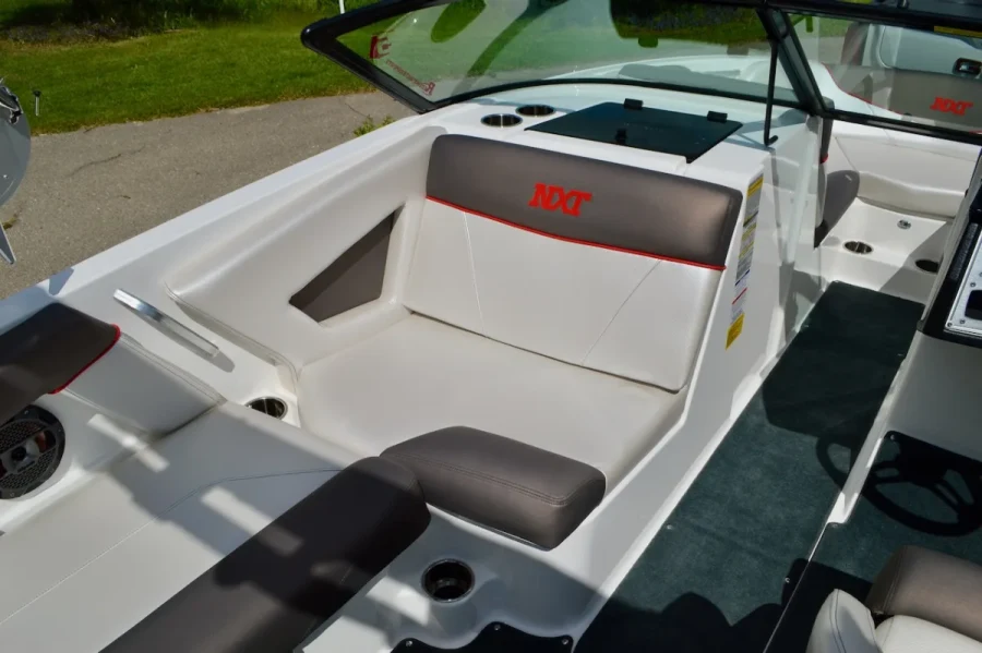 2018-mastercraft-nxt20-138221-image5.webp