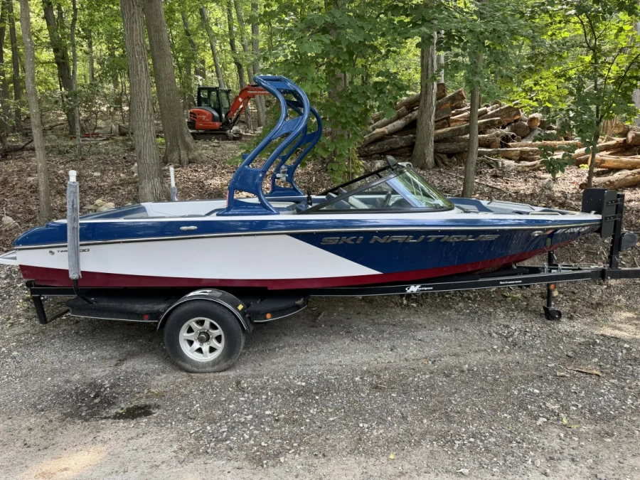 2010-nautique-ski-nautique-200-138223-image0.webp