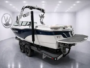 2019-mastercraft-xt25-138226-image1.webp