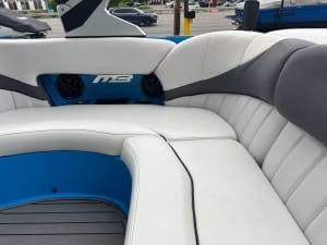 2017-mb-sports-f24-tomcat-138238-image6