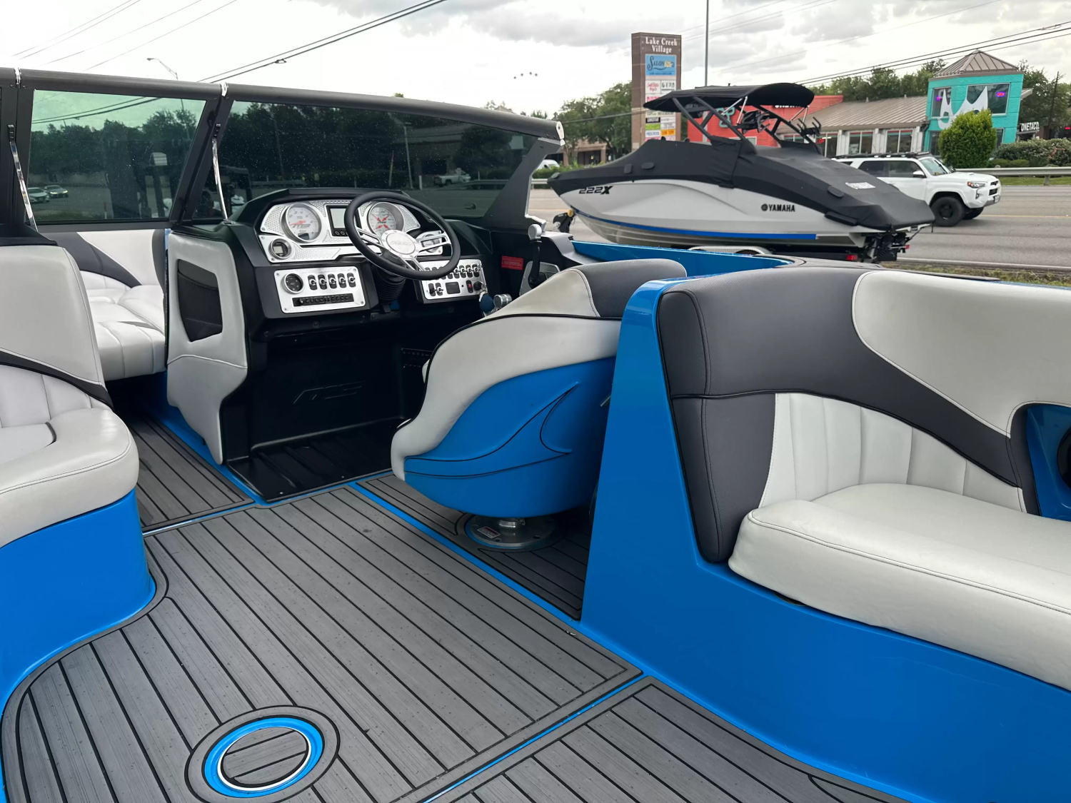 2017 MB Sports F24 Tomcat