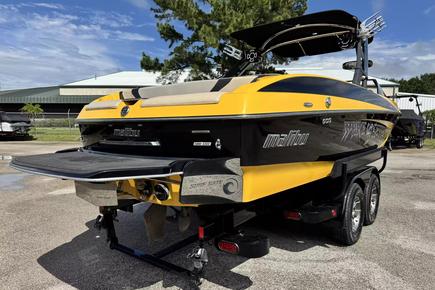 2013 Malibu 24MXZ