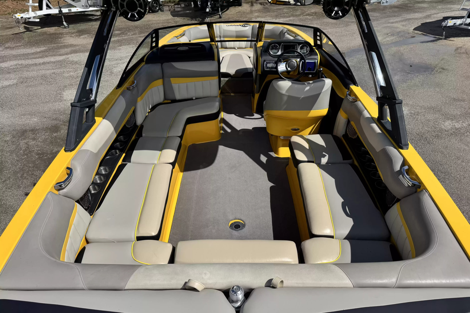 2013 Malibu 24MXZ