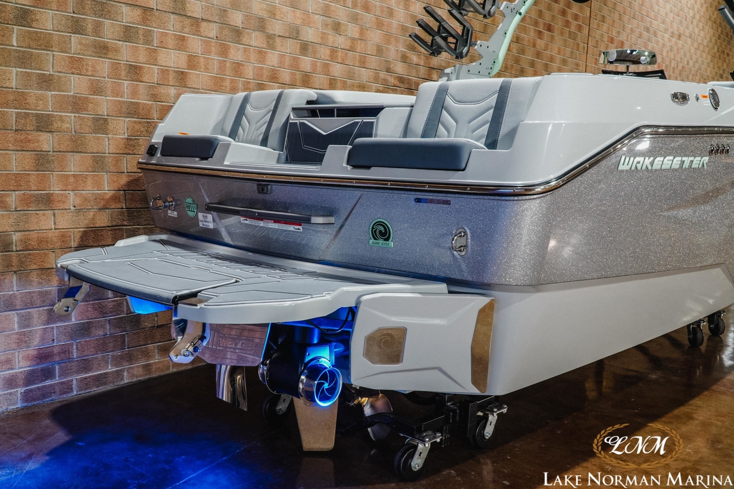 2026 Malibu 25 LSV