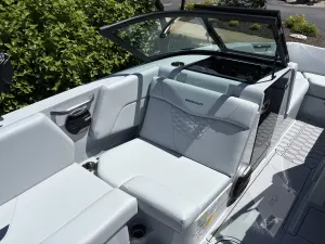 2026-mastercraft-nxt22-138264-image11