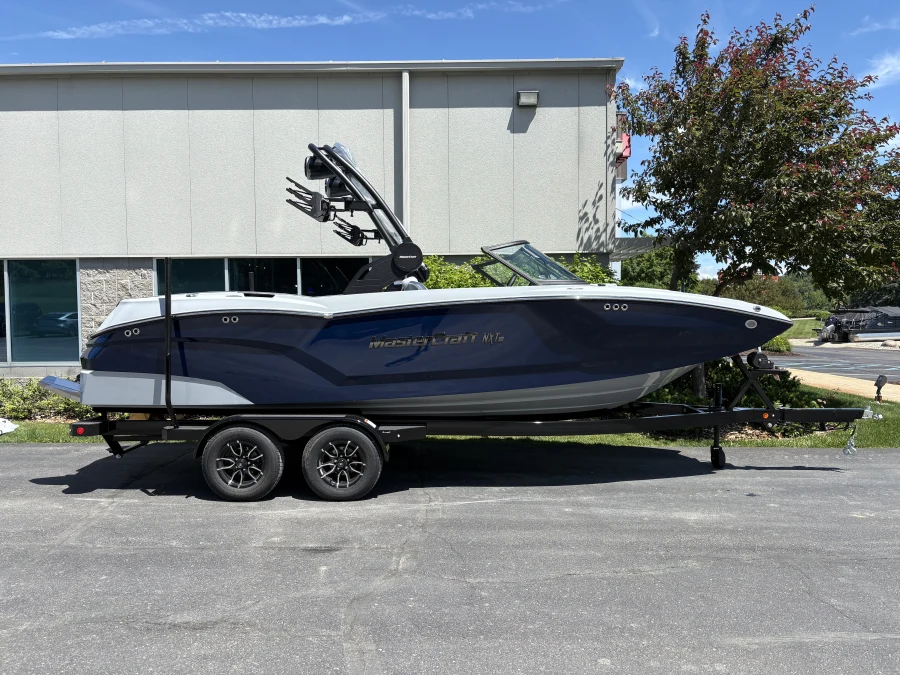 2026-mastercraft-nxt22-138264-image1