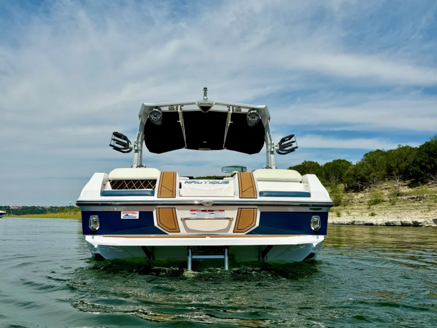 Unmatched Versatility - Fantastic Conditio - 105 Hours on PCM  ZR4 Engine - Triple Axle Trailer