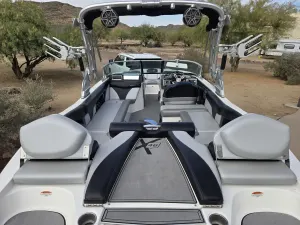 2017-mastercraft-x46-138320-image3.webp