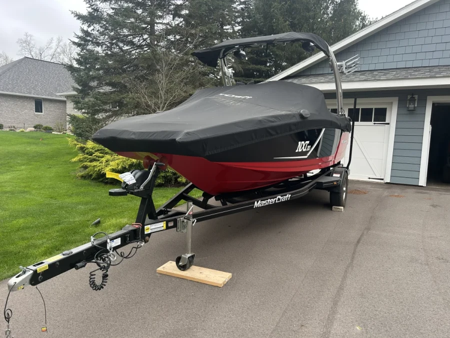 2016-mastercraft-nxt20-138346-image1.webp
