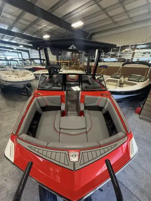 2023-nautique-g23-138347-image8.webp