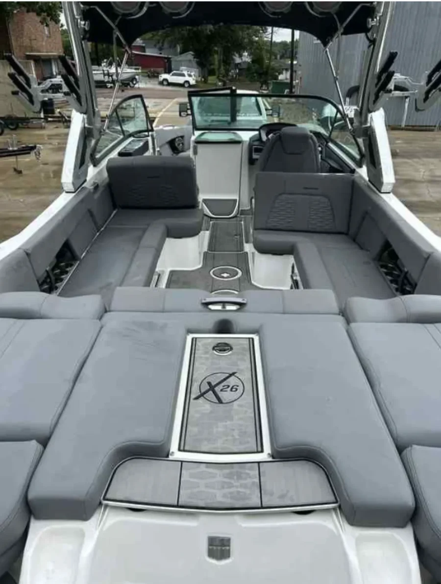 2022-mastercraft-x26-138352-image3_200748.webp