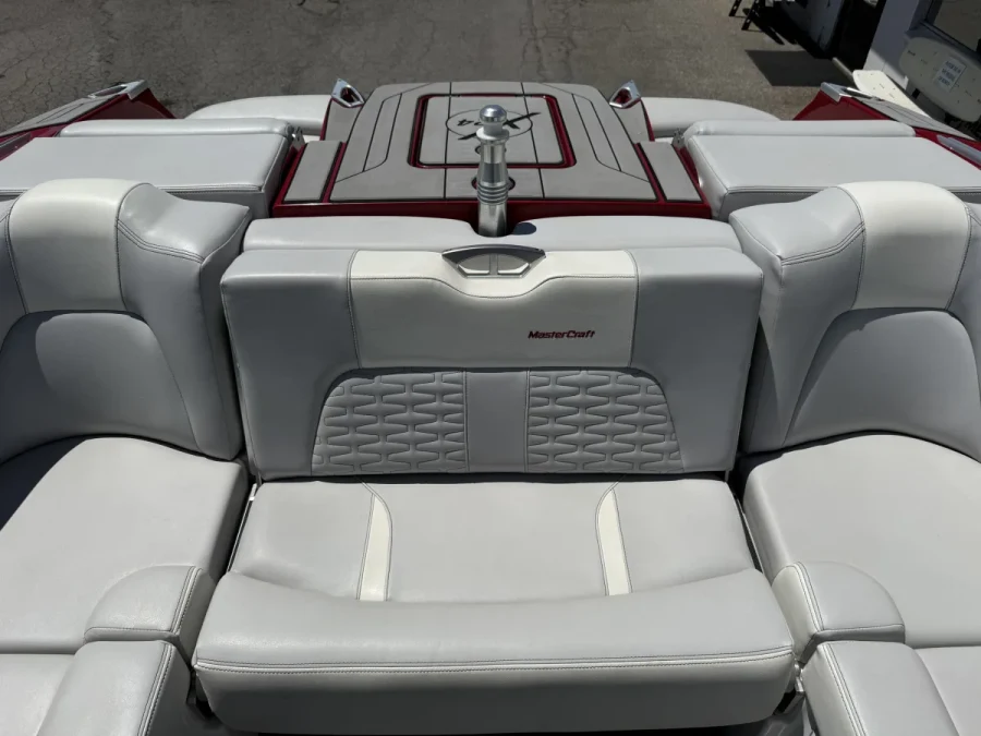2020-mastercraft-x24-138354-image11.webp