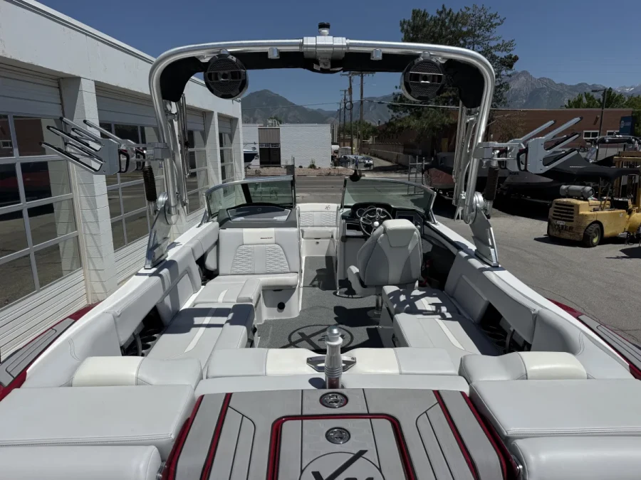 2020-mastercraft-x24-138354-image13.webp